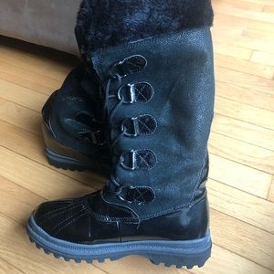 Khombu Quechee Stingray waterproof winter boots